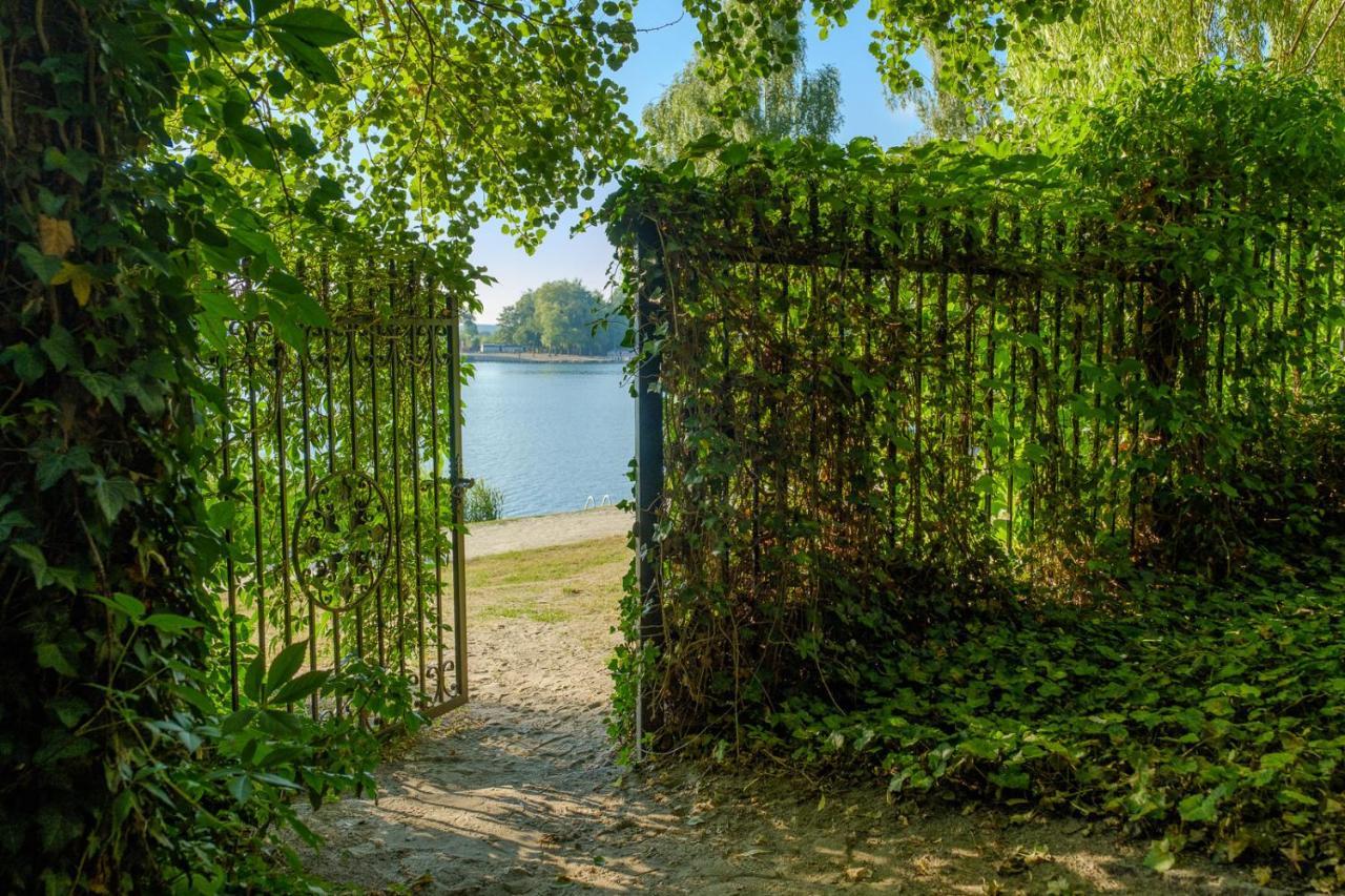 Afrodyta Spa & Wellness Resort Ośno Lubuskie Exteriör bild